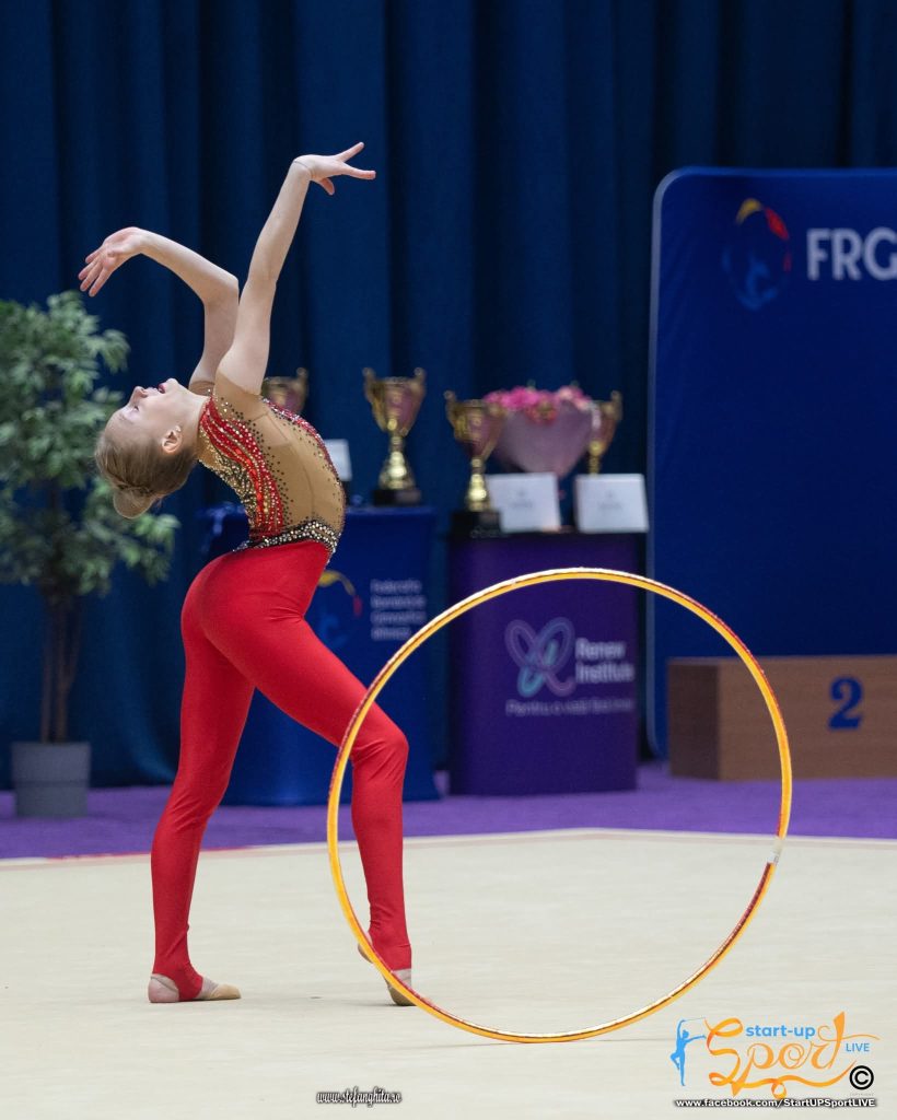 Eleganță construită prin muncă: parcursul Biancăi Răutu în gimnastica ritmică de performanță